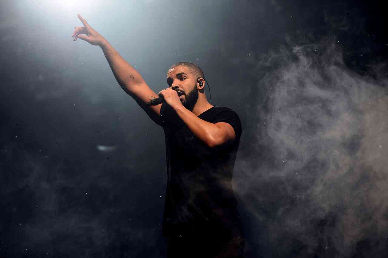 Drake withdraws from Grammy consideration after 'snub'